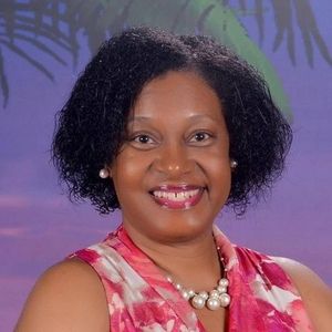 Meet your Posher, Jeniece